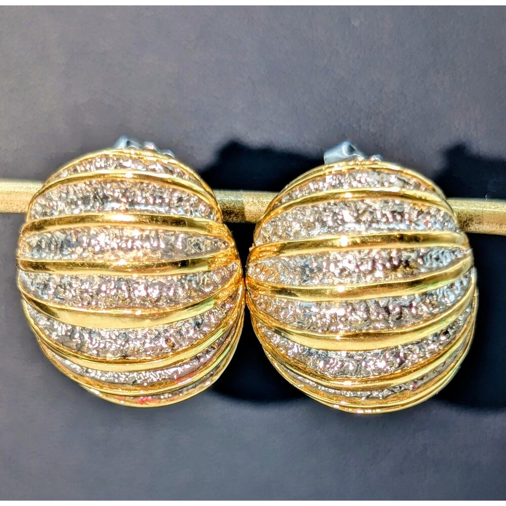 Vintage 80s Two-Tone Ribbed Domed Pierced Earrings
